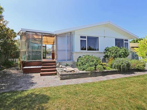 3 Lyttelton Crescent, Tamatea