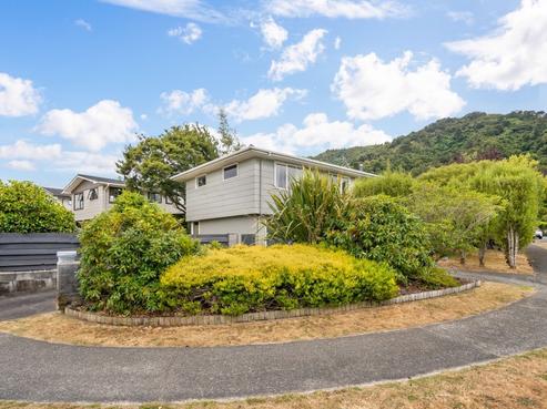 168 California Drive, Totara Park