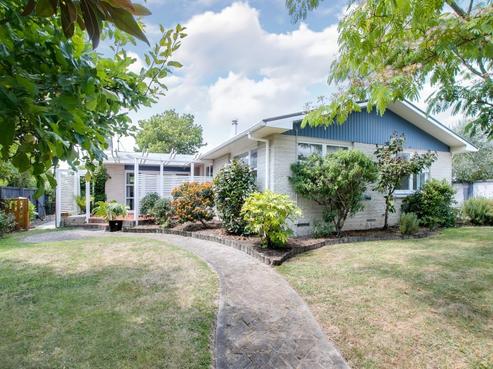 23 James Cook Street, Havelock North