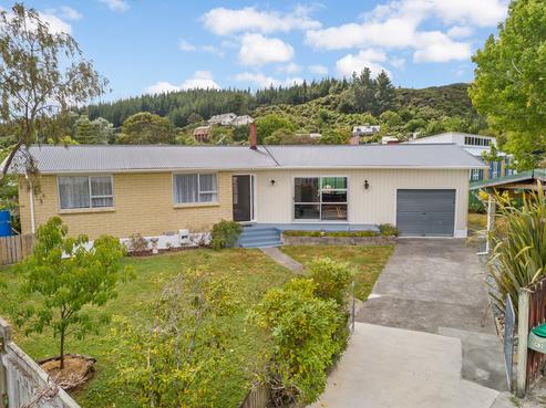 54 Hillside Drive, Maoribank