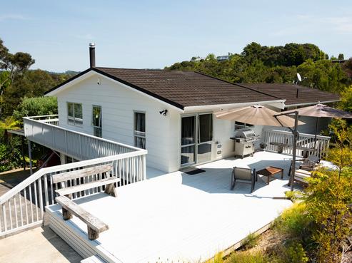 19 Scoresby Street, Opua