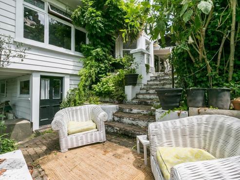 21 Sealy Road, Napier Hill