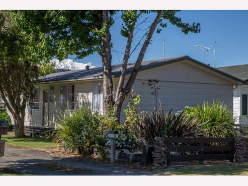 60 Burns Street, Ohakune