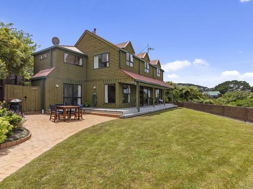 14 Stanhope Grove, Korokoro