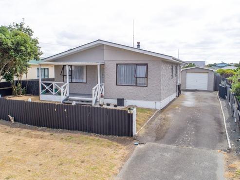 52 Matai Street, Castlecliff