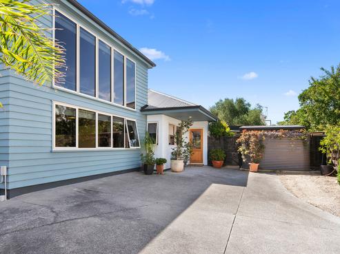 13A Hanlon Crescent, Narrow Neck