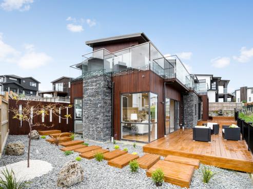 7 Headland Drive, Long Bay