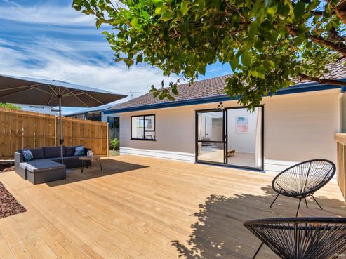 2/16 Leiden Place, Totara Vale