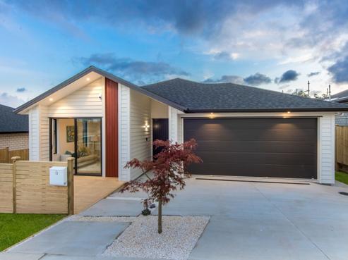 12 Joseph Kokich Avenue, Swanson