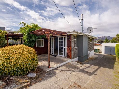 32 Royal Terrace, Alexandra