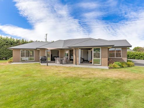 10 Grangewood Drive, Lincoln