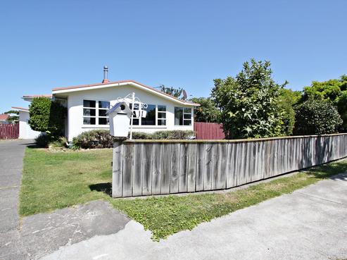 11 Caxton Street, Onekawa