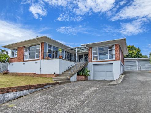 4 Clarkson Crescent, Maunu