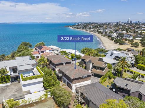 2/23 Beach Road, Castor Bay
