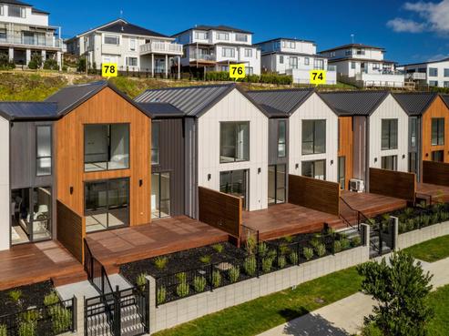 74 Arran Point Parade, Orewa