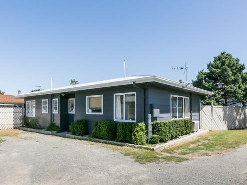 715B Elm Road, Akina