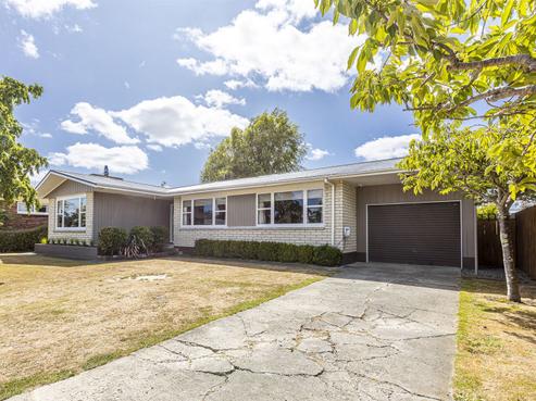 13 Kennedy Avenue, Feilding