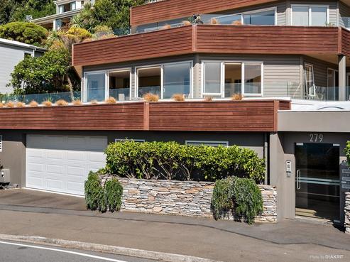1/279 Karaka Bay Road, Karaka Bays