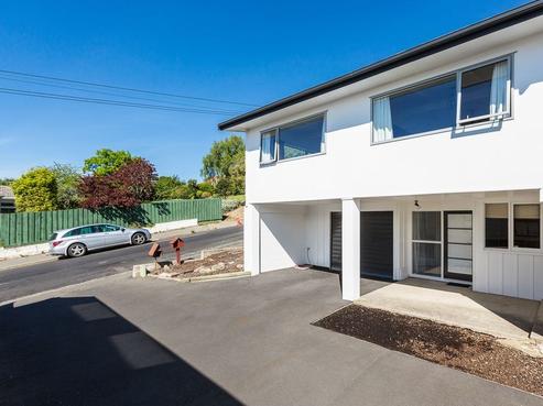 42 Crosby Street, Mornington