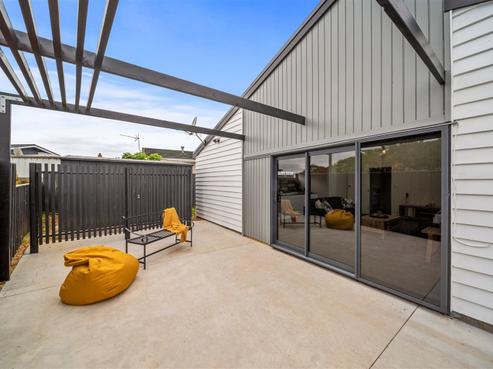 65 Dixon Avenue, Hawera