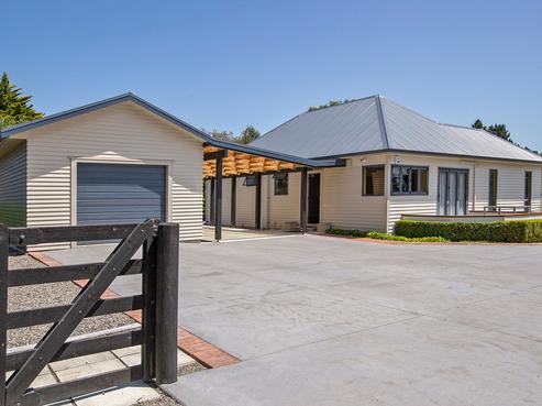 596 Lake Ferry Road, Martinborough