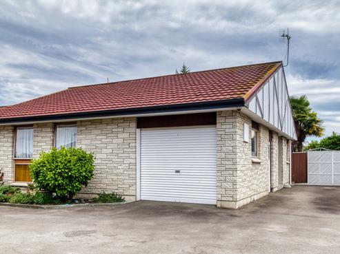 2/510 Heretaunga Street East, Hastings