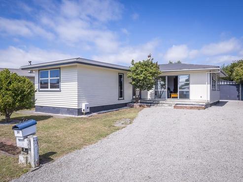 38 Walton Road, Paraparaumu Beach