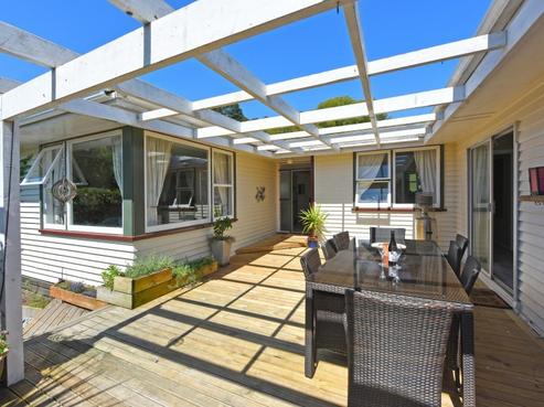 16 Molloys Road, Te Marua