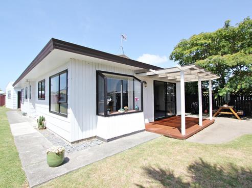 36 Duckworth Crescent, Greenmeadows