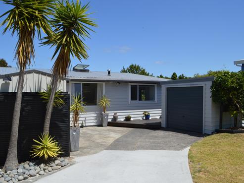 15 John Road, Stanmore Bay