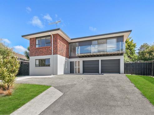 19 Palmyra Way, Half Moon Bay