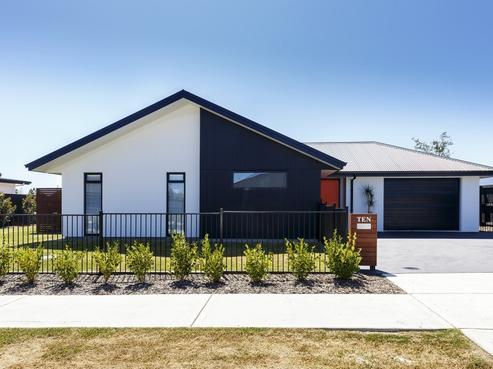 10 Campari Drive, Richmond