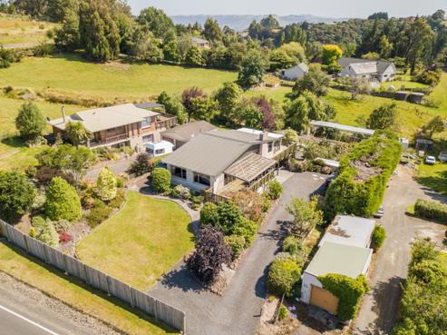 28 Saddle Hill Road, Fairfield