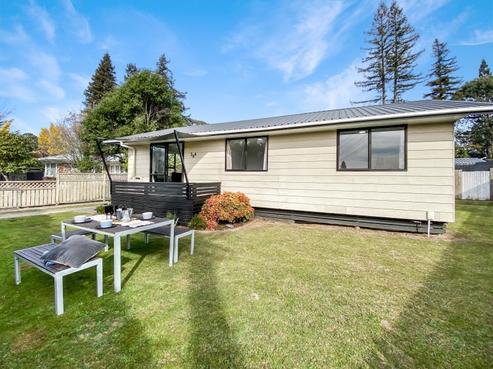 50A Werrina Crescent, Mangakakahi