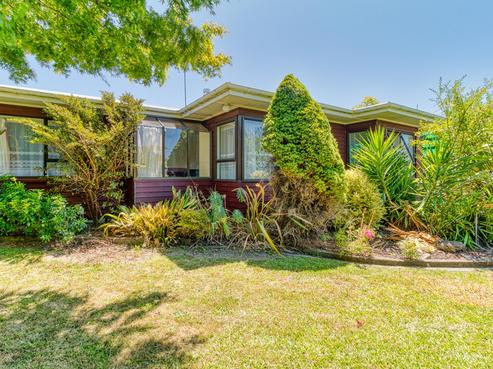 233 Sunnybank Crescent, Camberley