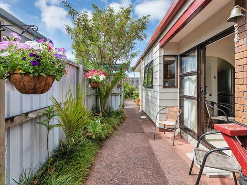 2/285 Kamo Road, Whau Valley