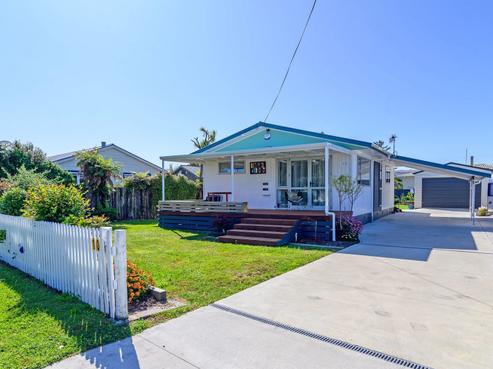 10 Farnworth Avenue, Holdens Bay