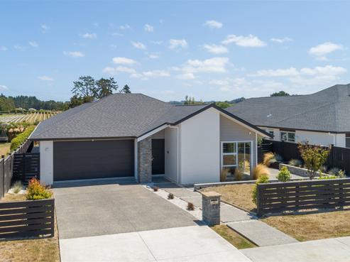 12 Walter Ruddock Avenue, Kumeu