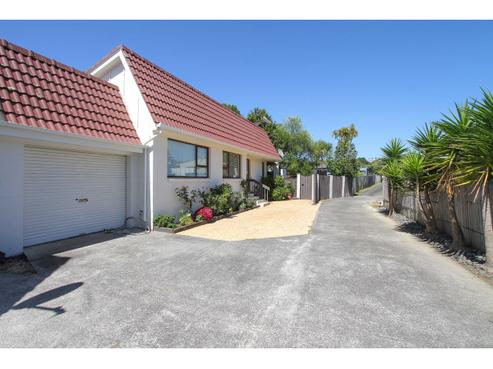 1/7 Mannering Place, Hillcrest