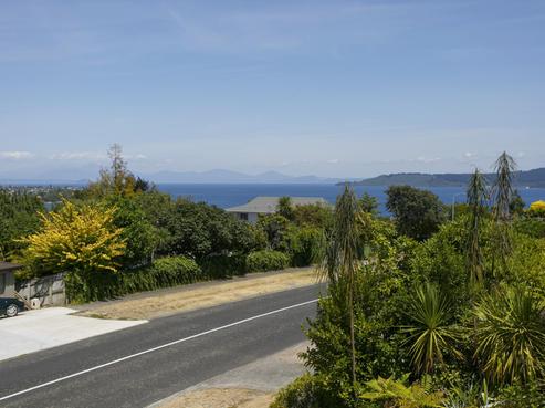 66 Kurupae Road, Hilltop