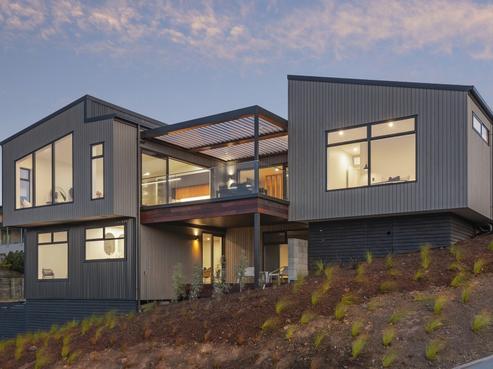 2 Bluewater View, Mount Pleasant