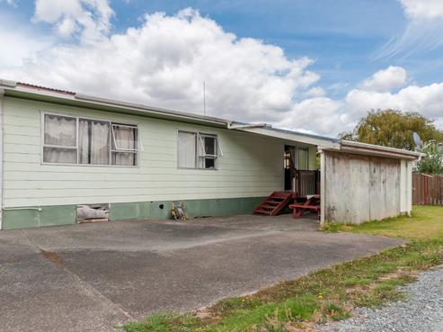 2/126 George Street, Hikurangi