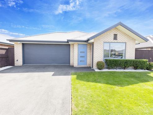 10 Charente Way, Yaldhurst