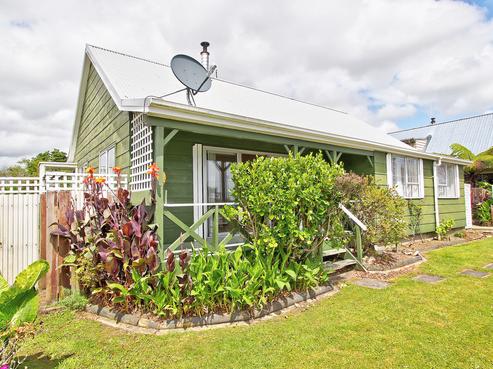 80 Henley Street, Westport