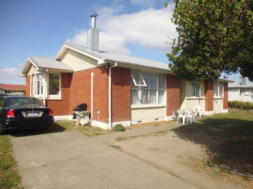 704 Kiwi Street, Camberley