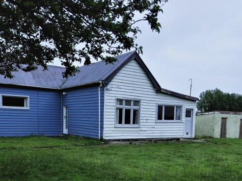 33 Burton Road, Mataura