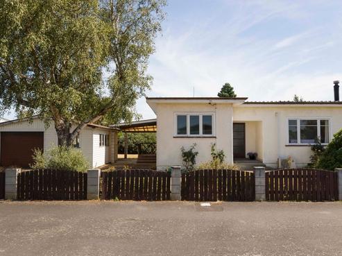 28 Christian Street, Dannevirke