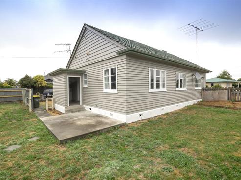 1 Brucefield Avenue, Netherby