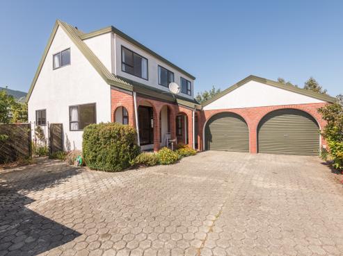 2/30 Manson Avenue, Stoke