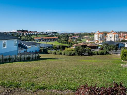 27 Bella Vista Drive, Gulf Harbour